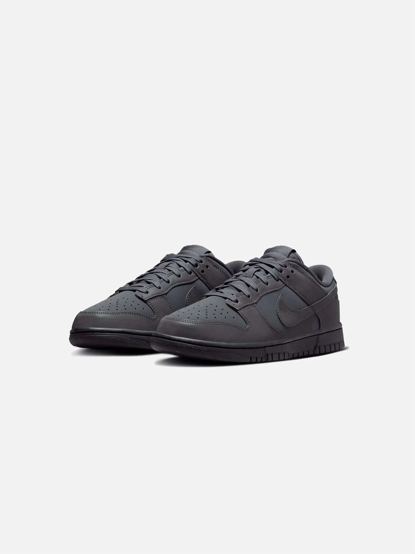 Dunk Low "Cyber Reflective"