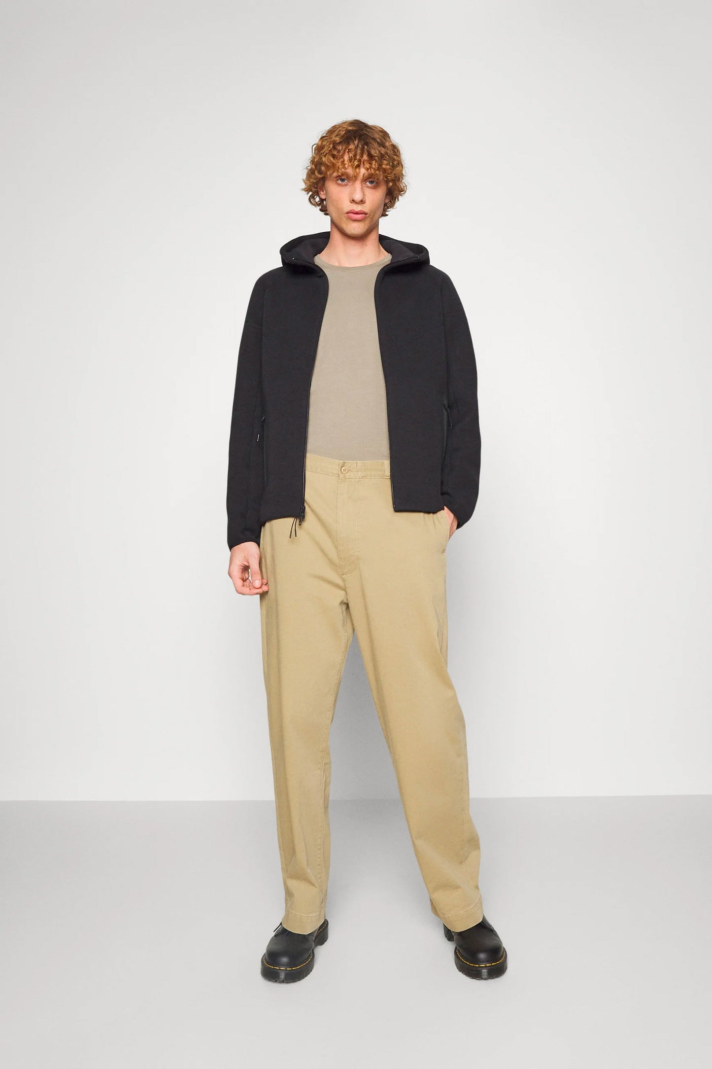 Yeni Tech Fleece Windrunner Kapüşonlu Üst