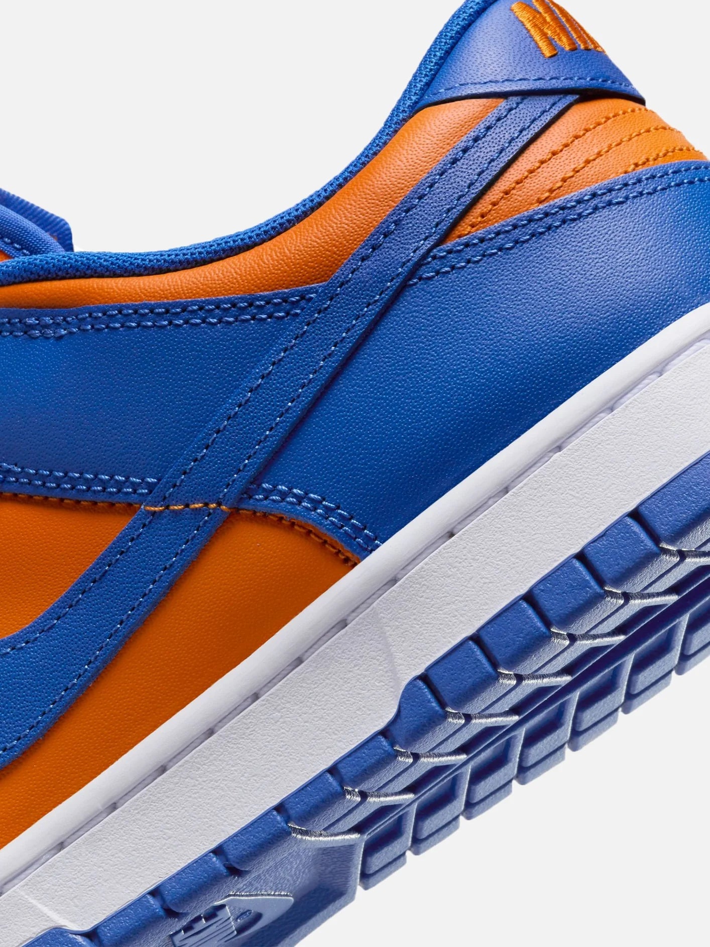 Dunk Low Retro "Knicks"