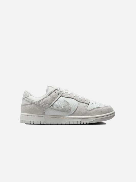 Dunk Low "Summit White/Photon Dust"